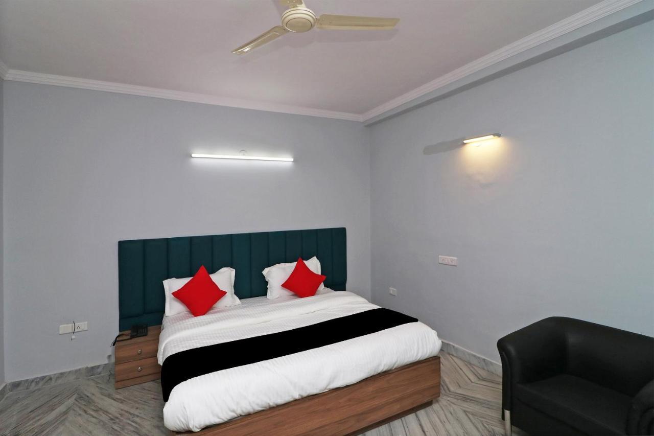 Capital O 29330 Esscon House Gurgaon Exterior foto